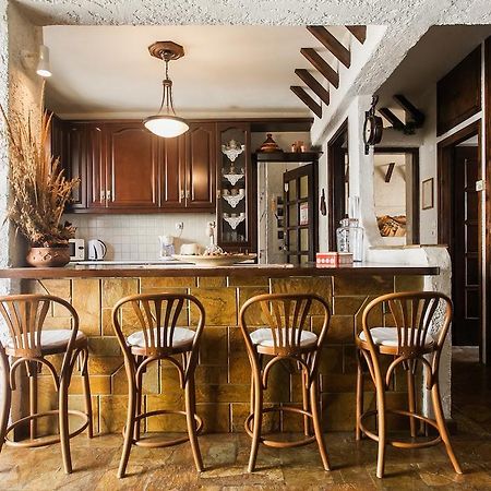 The Rustic Hug Apartment Atena Exterior foto