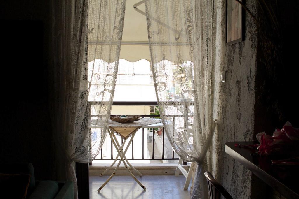 The Rustic Hug Apartment Atena Exterior foto